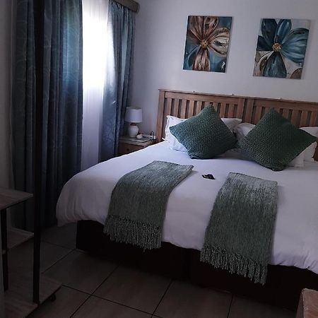 Appartement Sleep@161 Benade Drive à Bloemfontein Extérieur photo