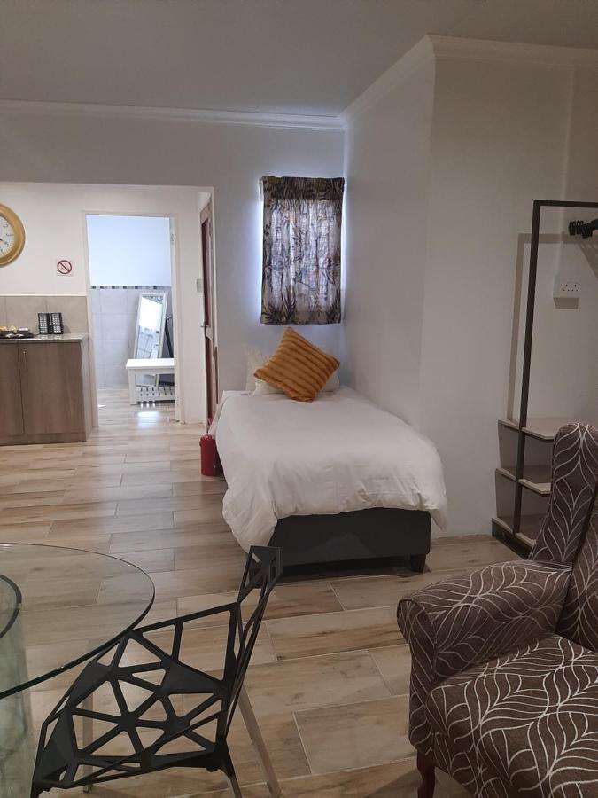 Appartement Sleep@161 Benade Drive à Bloemfontein Extérieur photo